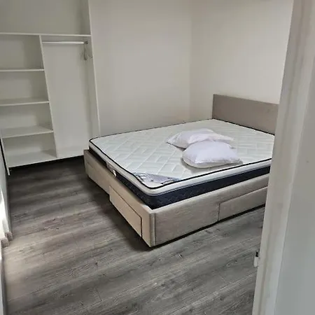 La Chêneraie écureuil Ychoux